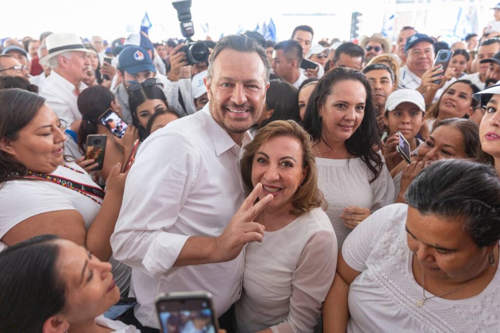 el PAN en Querétaro está unido, fuerte y listo para seguir siendo la mejor opción política de las familias queretanas;