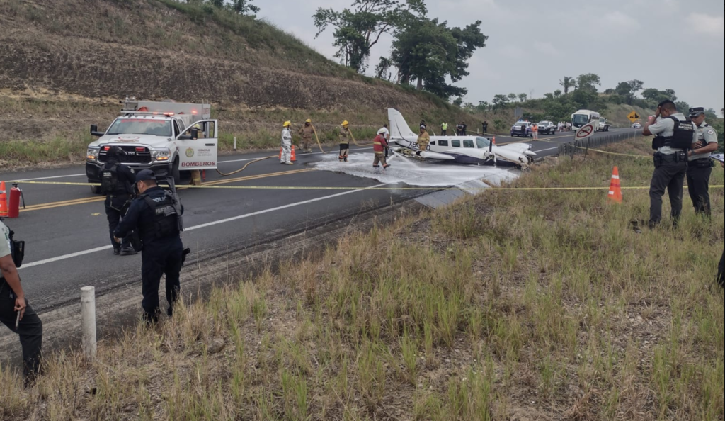 avioneta autopista Tuxpan-veracruz