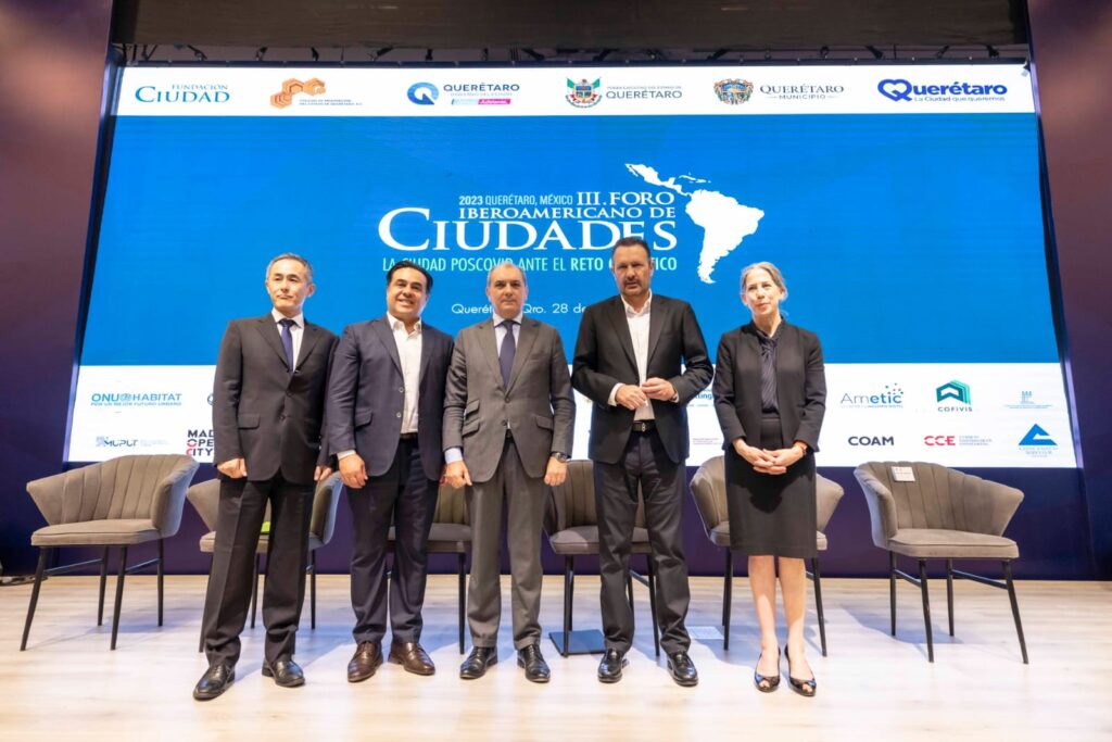 Participa Mauricio Kuri en Foro Iberoamericano de Ciudades 2023