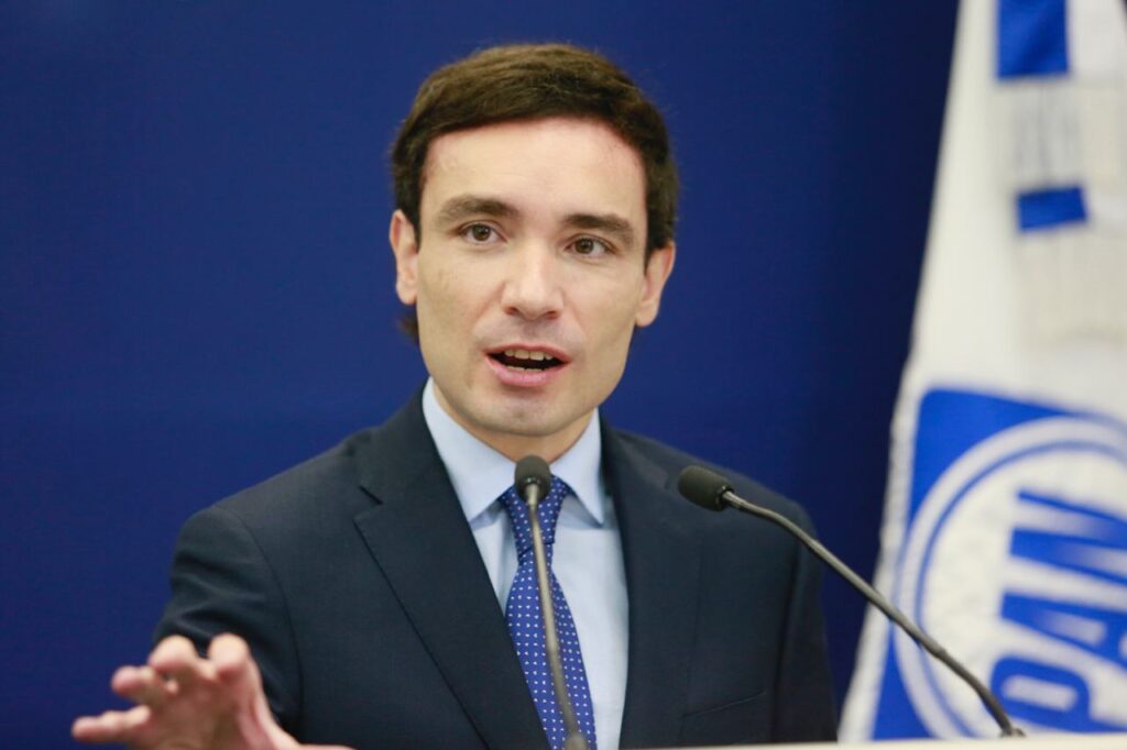 La nueva familia de Libros de Texto Gratuitos viola la ley; exige PAN cesar plan de adoctrinamiento de la 4T contra la niñez mexicana