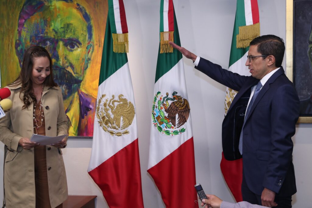 Presidenta de Mesa Directiva tomó protesta al diputado Miguel Humberto Rodarte De Lara, quien sustituye a Santiago Creel Miranda