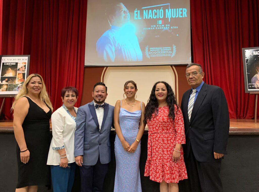 Se presentó en el foro del Portal del Diezmo la premier del Filme, “Él nació mujer”