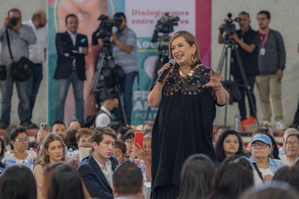 Xóchitl Gálvez destaca retos de Querétaro