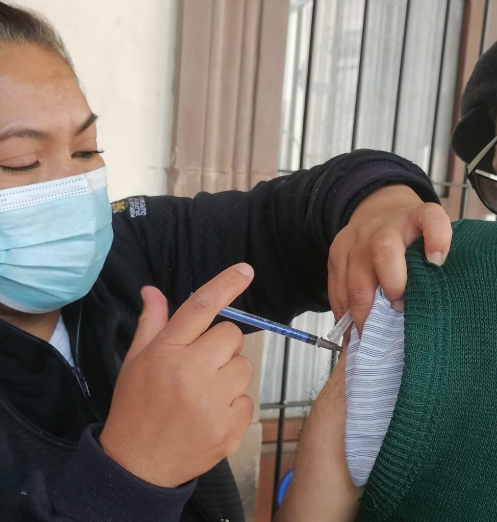 Aplicadas 136 mil 826 dosis de vacuna contra influenza